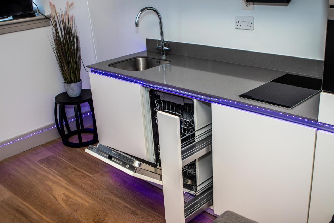 Stunning 1-Bedroom Flat In London! מראה חיצוני תמונה